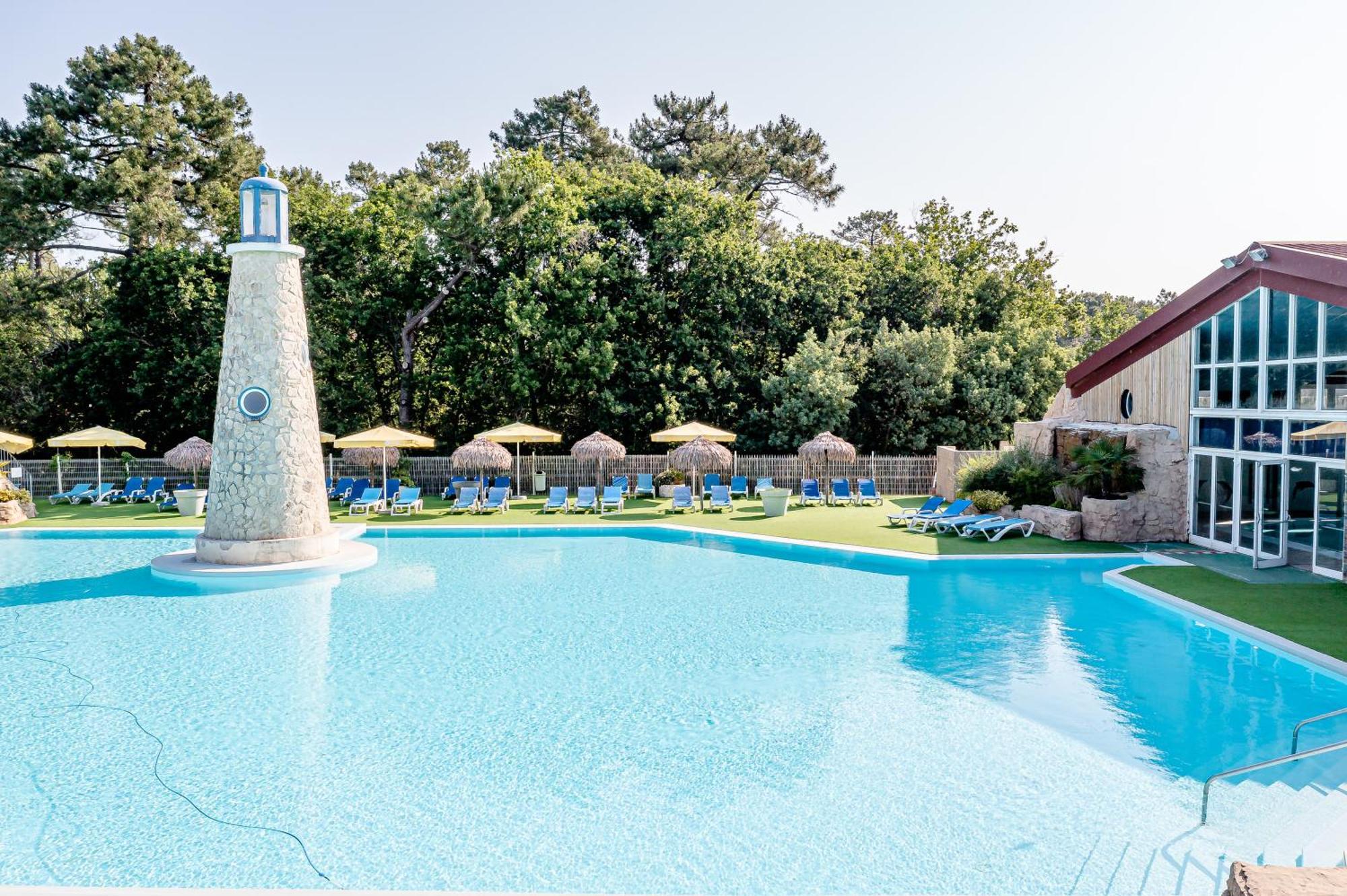 Camping Domaine Les Carrelets De Soulac - Maeva Selection Экстерьер фото